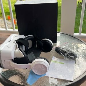 Hamilton Buhl VR Goggles with Headphones Spectra VIP Model SVRG1